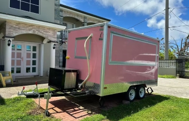 guam-mobile-bakery-for-blondies-sweet -shop